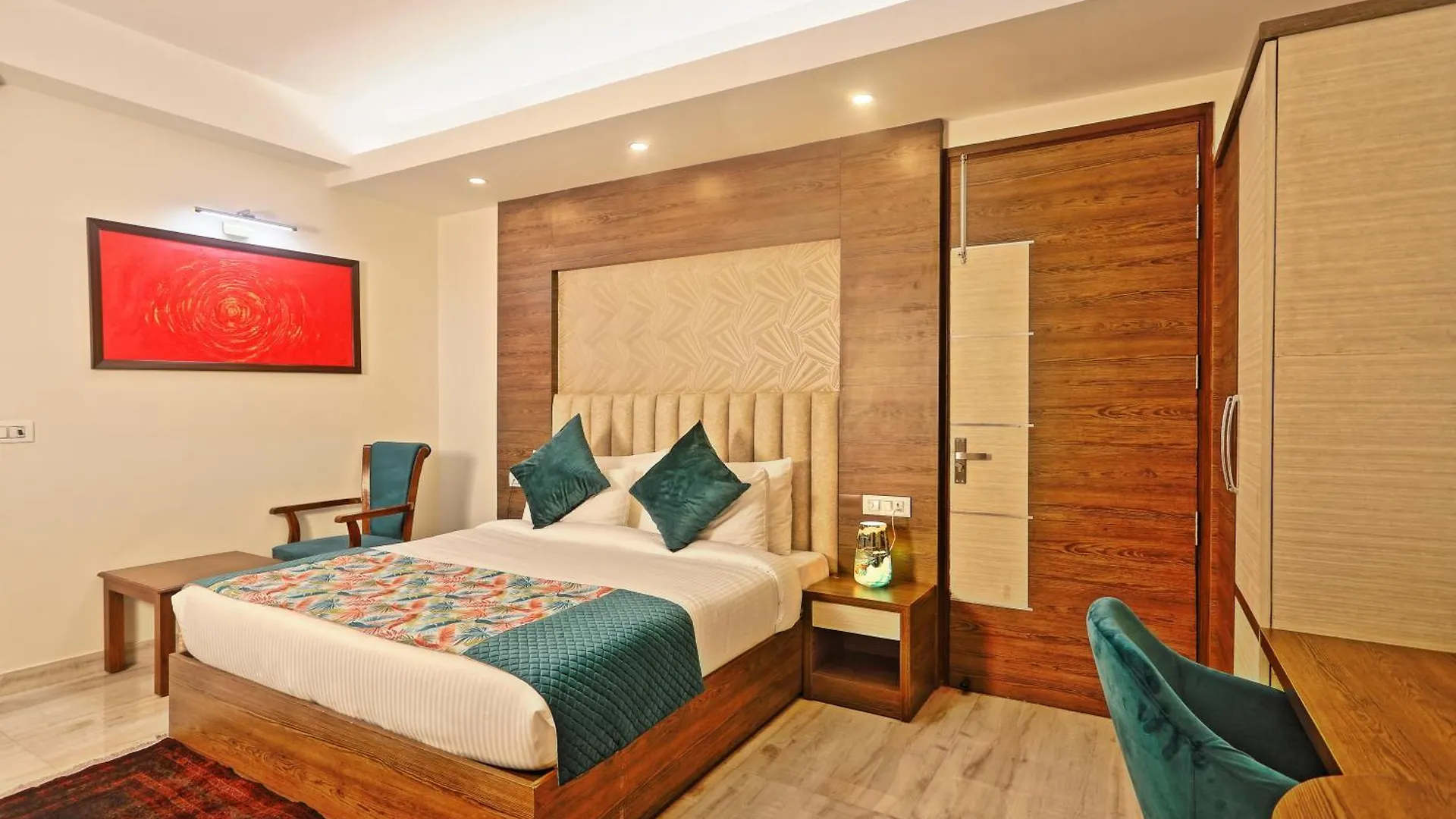 ***  Hotel Cardinal Oxmo Delhi Airport نيودلهي الهند