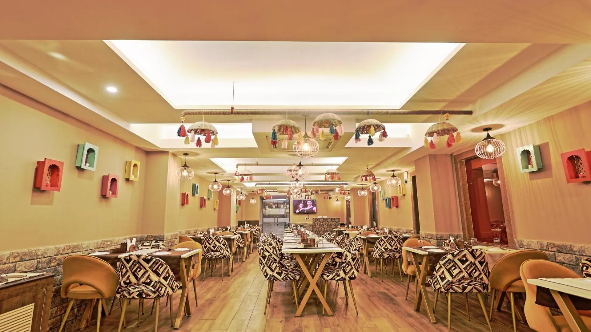 Hotel Cardinal Oxmo Delhi Airport نيودلهي