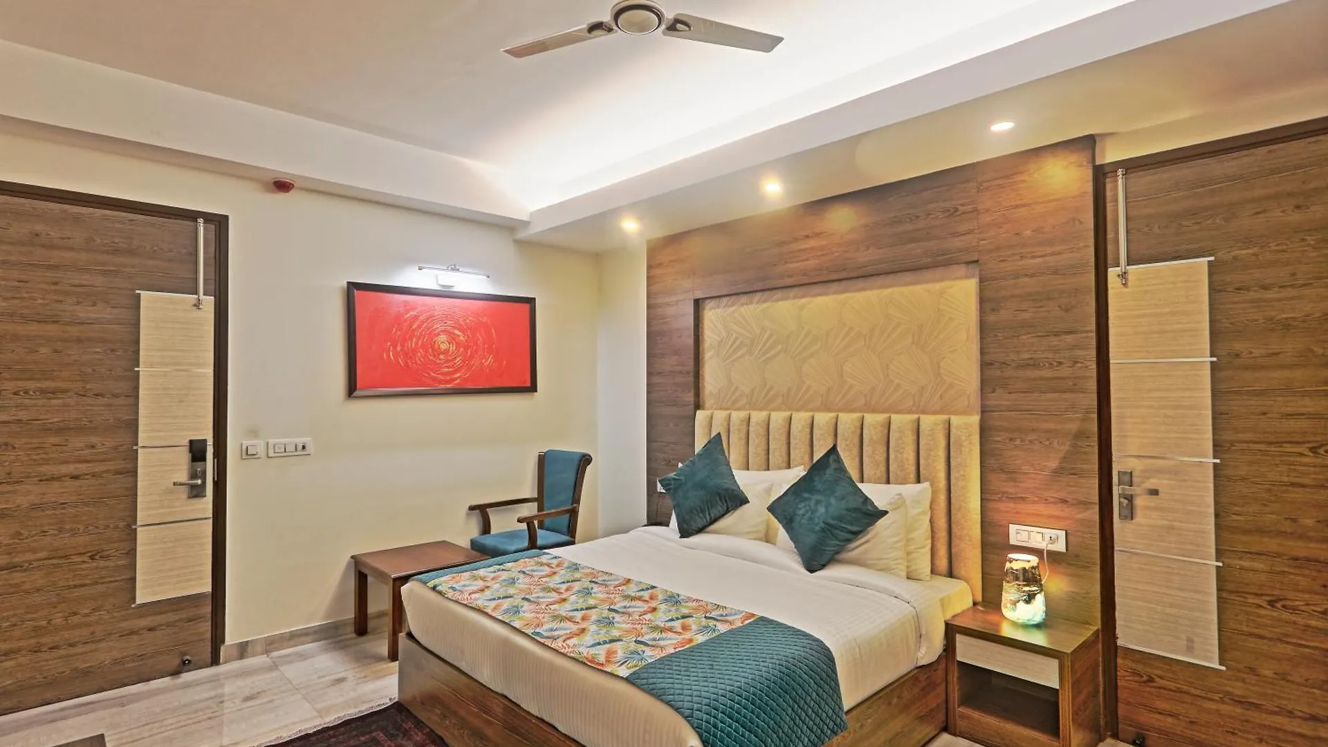 Hotel Cardinal Oxmo Delhi Airport نيودلهي