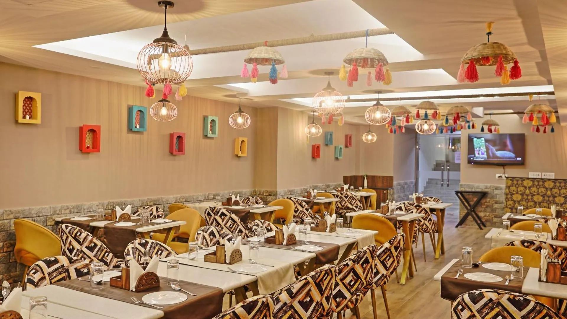 Hotel Cardinal Oxmo Delhi Airport نيودلهي