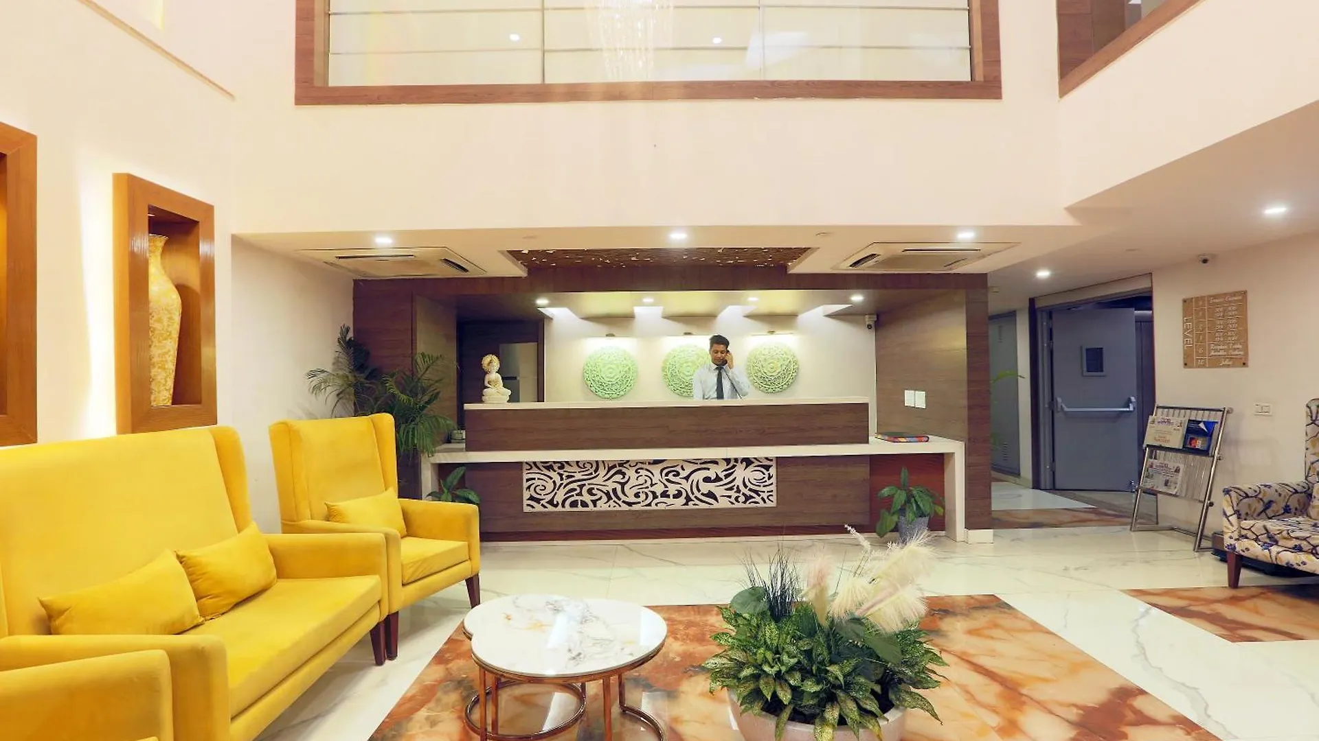 Hotel Cardinal Oxmo Delhi Airport نيودلهي