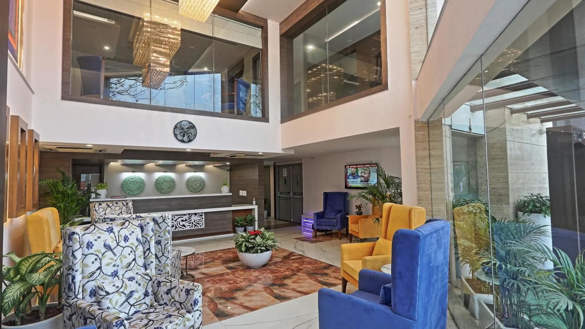 Hotel Cardinal Oxmo Delhi Airport New Delhi